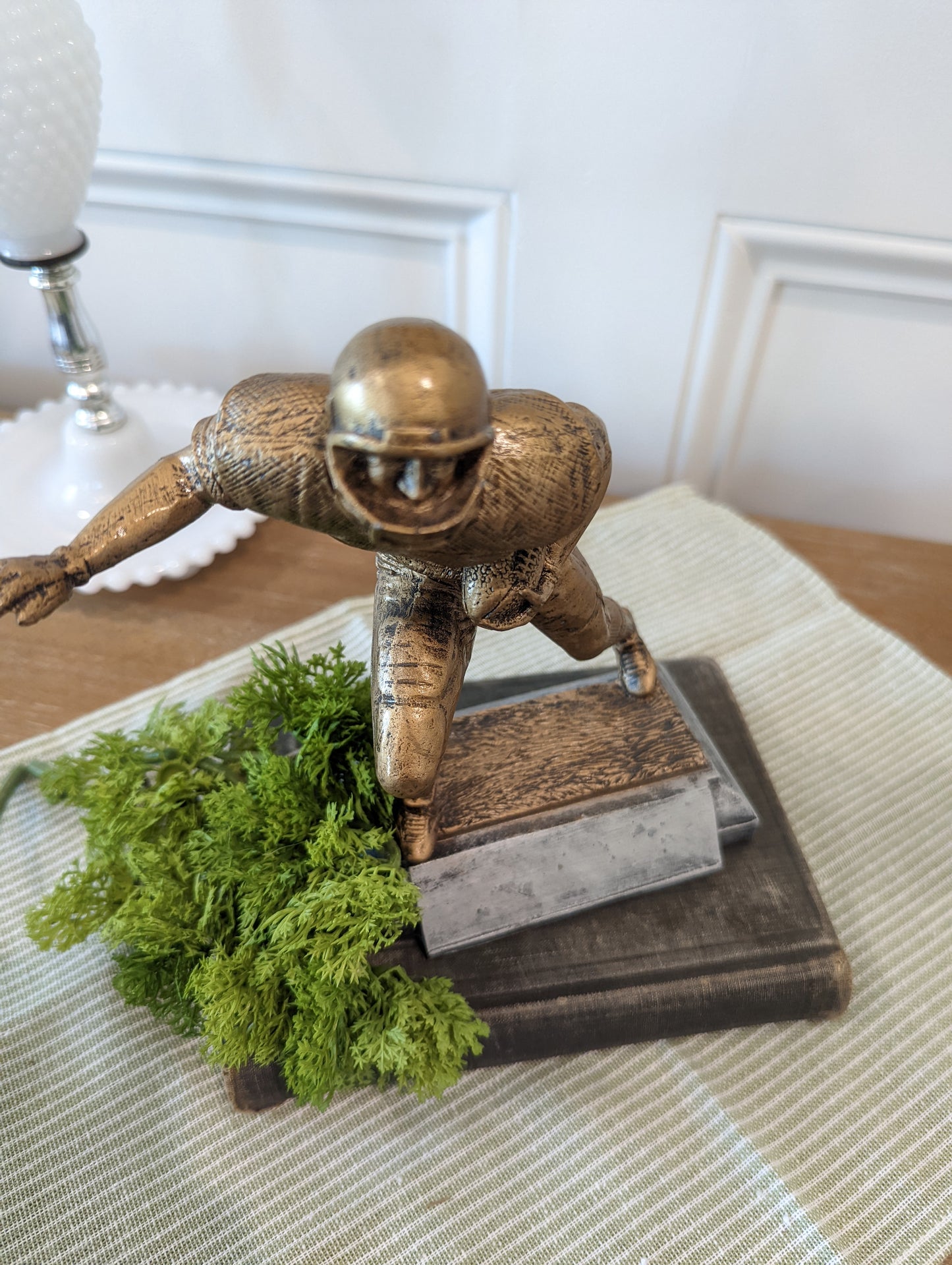 Classic Football Trophy 🏆