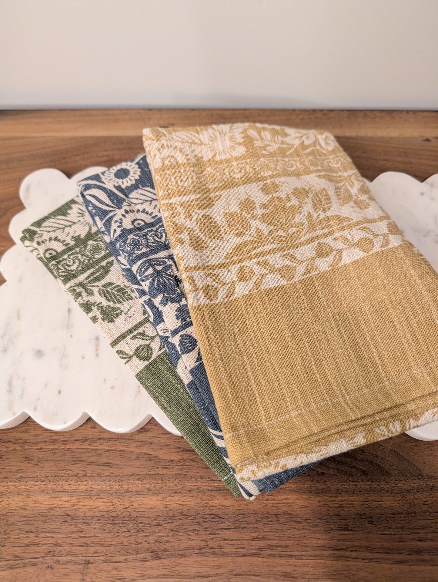 Floral Kitchen Towel (Yellow π)