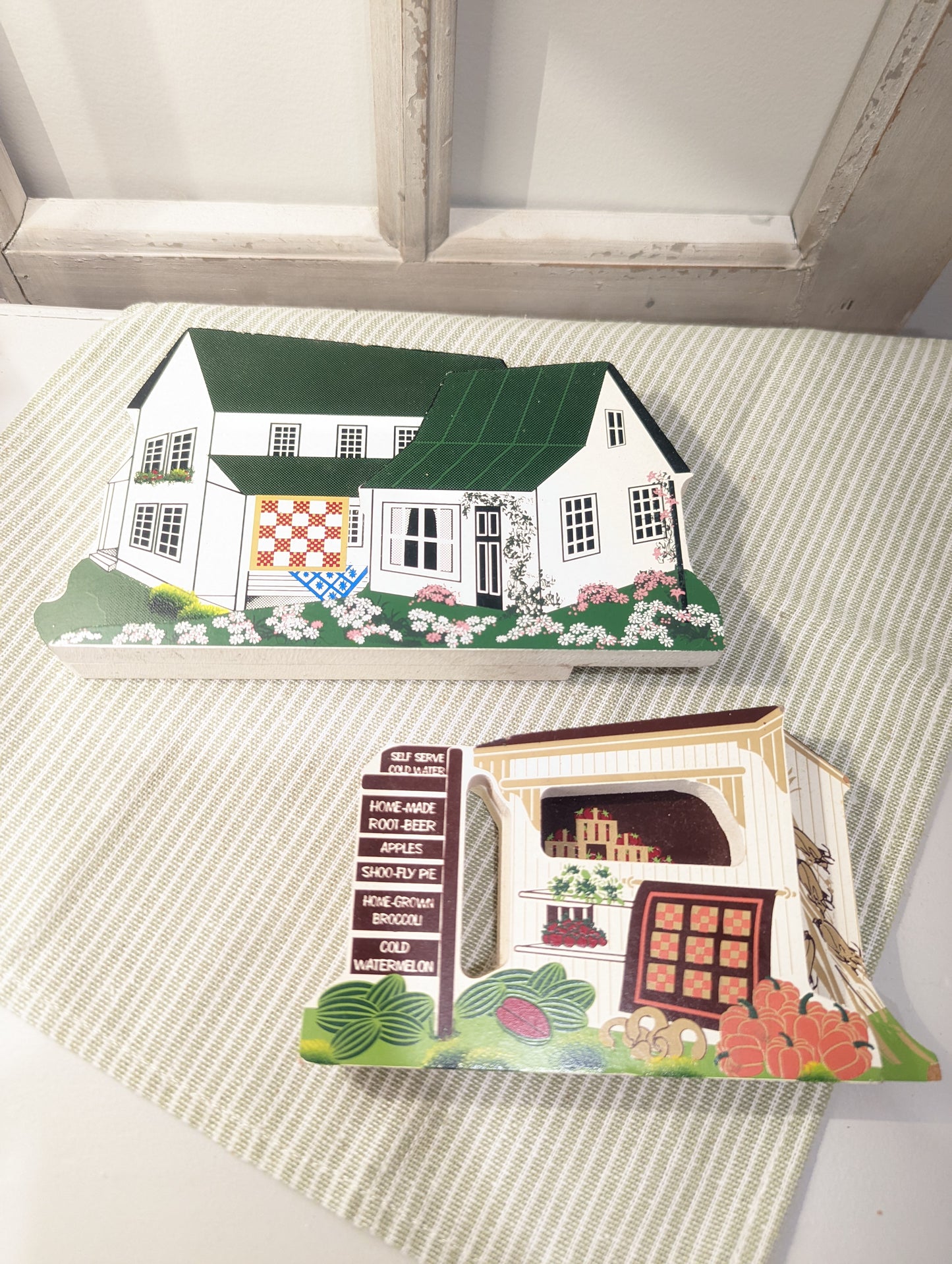 Little Farm Displays (Set of 2)