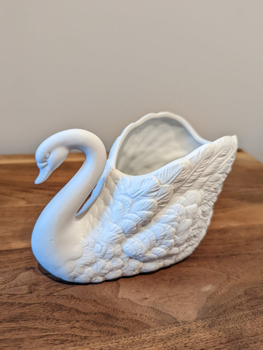 Swan holder