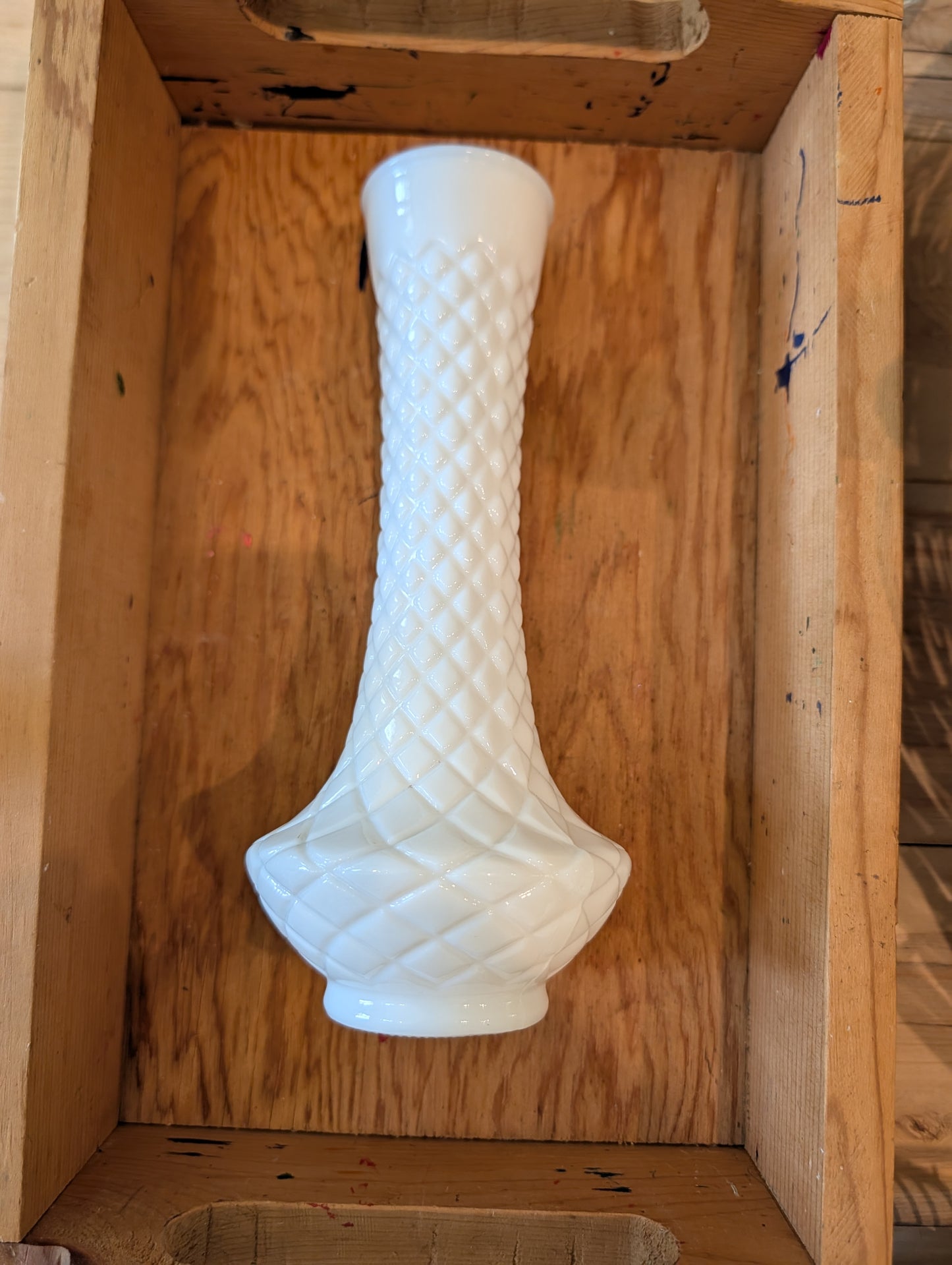 Vintage white milk glass bud