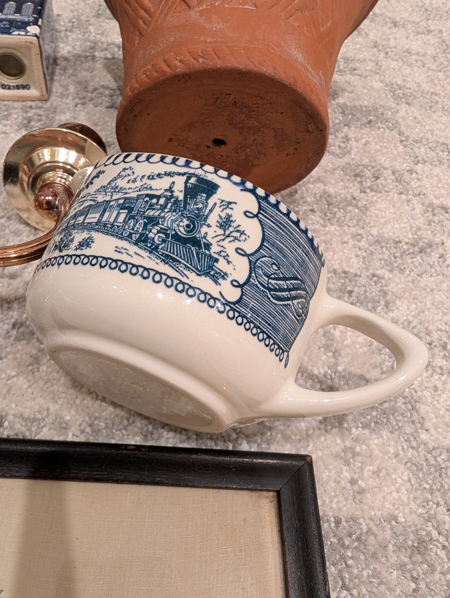 Royal China Currier & Ives