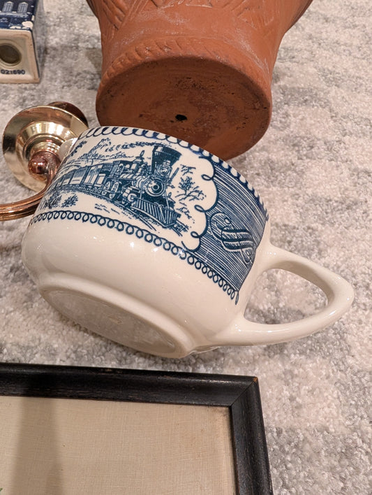 Royal China Currier & Ives