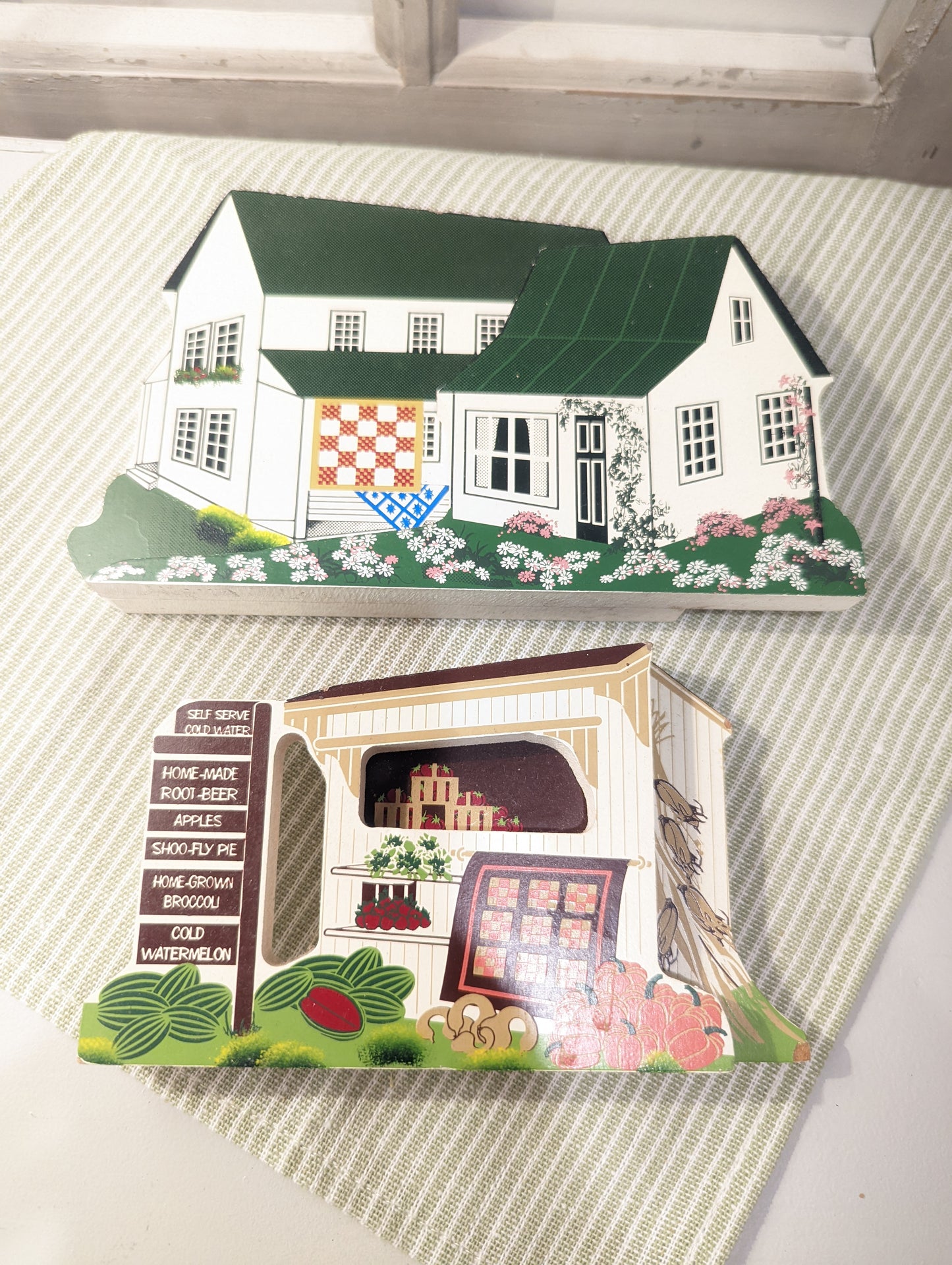 Little Farm Displays (Set of 2)