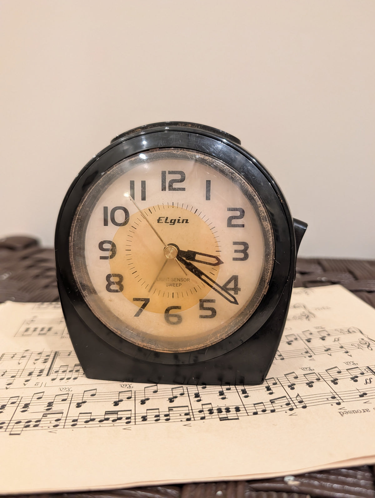 Vintage Elgin alarm clock
