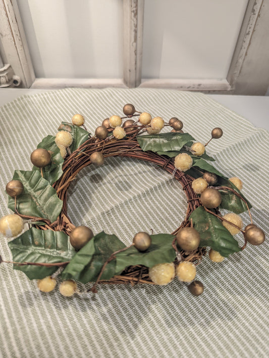 Floral Berry Ring 💛