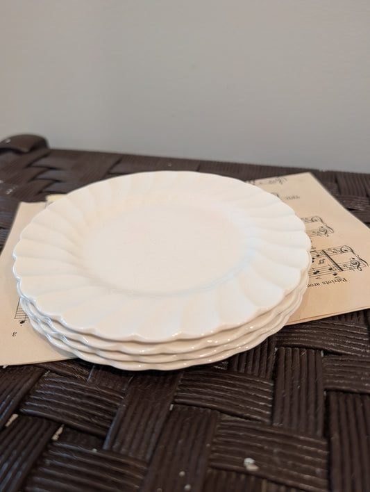 Vintage Myott Staffordshire "Olde Chelsea" White Swirl Plates (Set of 4)