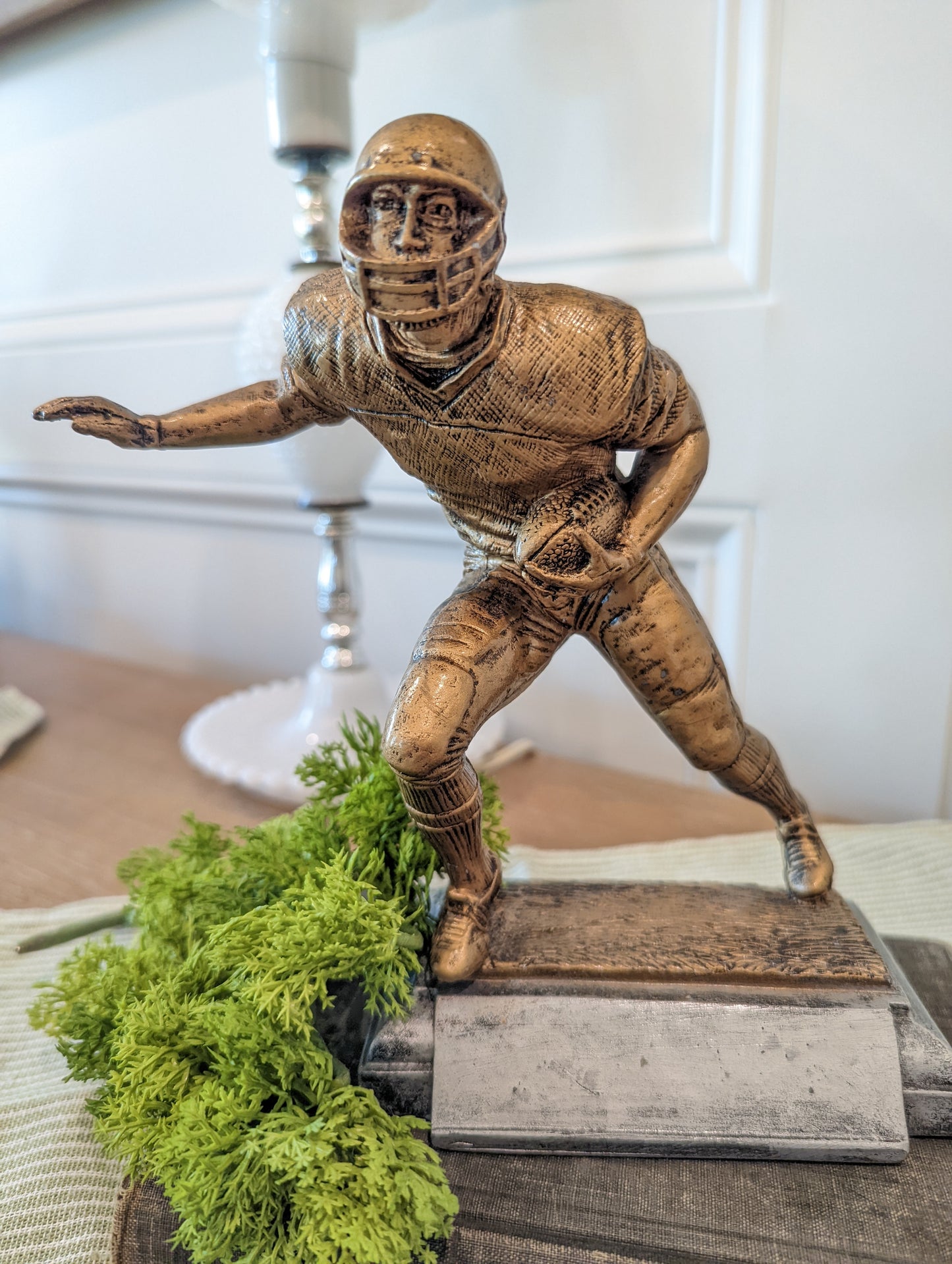 Classic Football Trophy 🏆