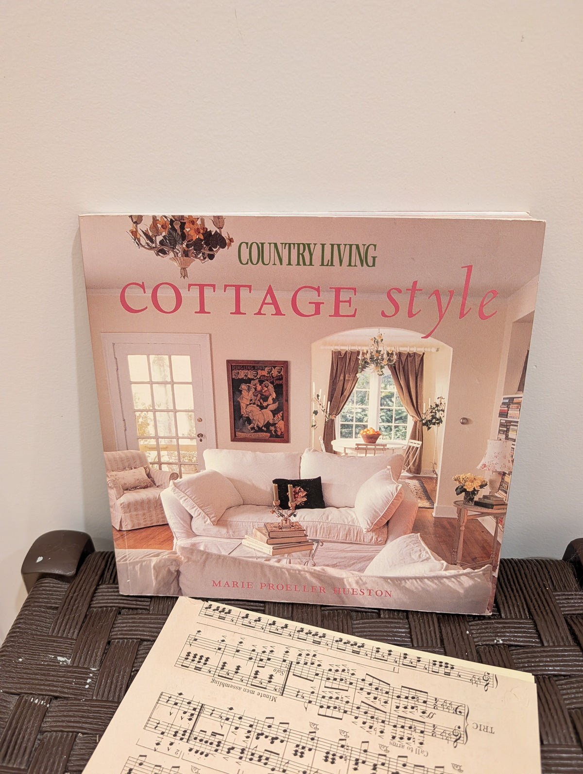 Country Living Cottage Style Book