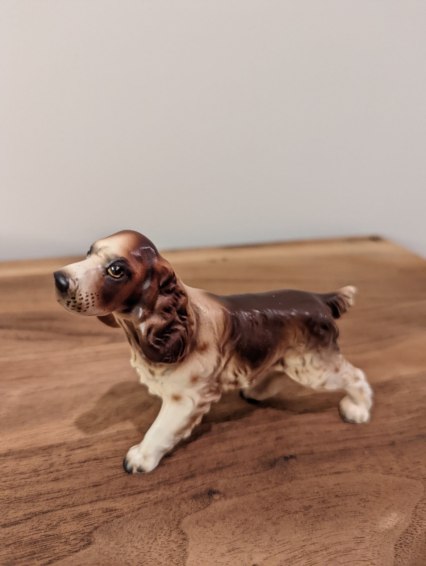 Dog figure