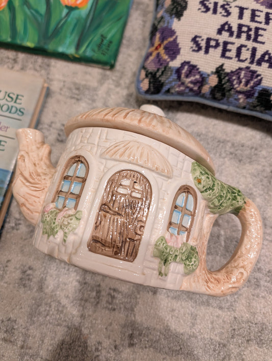 Little Cottage Teapot