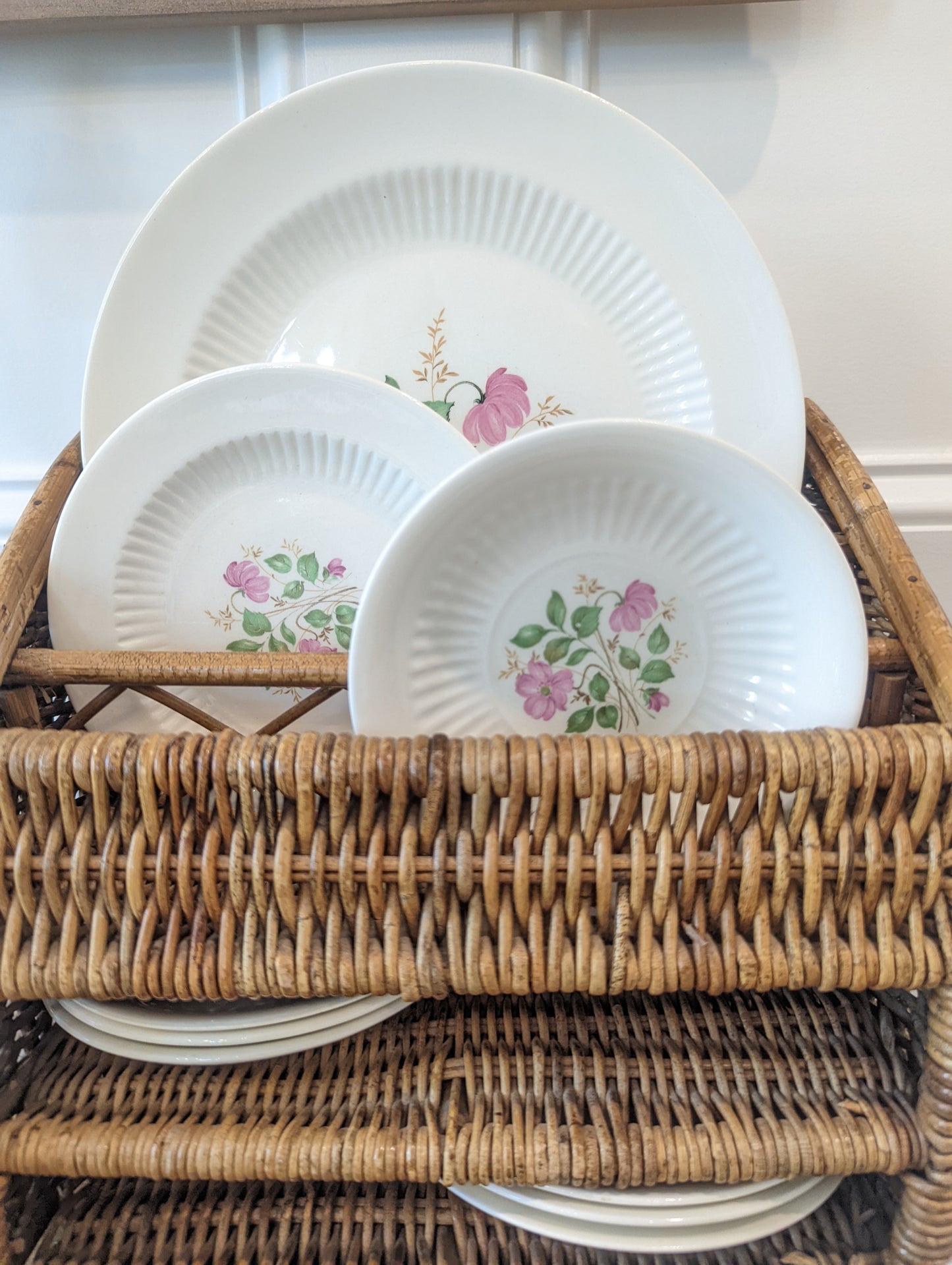 Royal China "Marilyn" pattern (Set of 29)