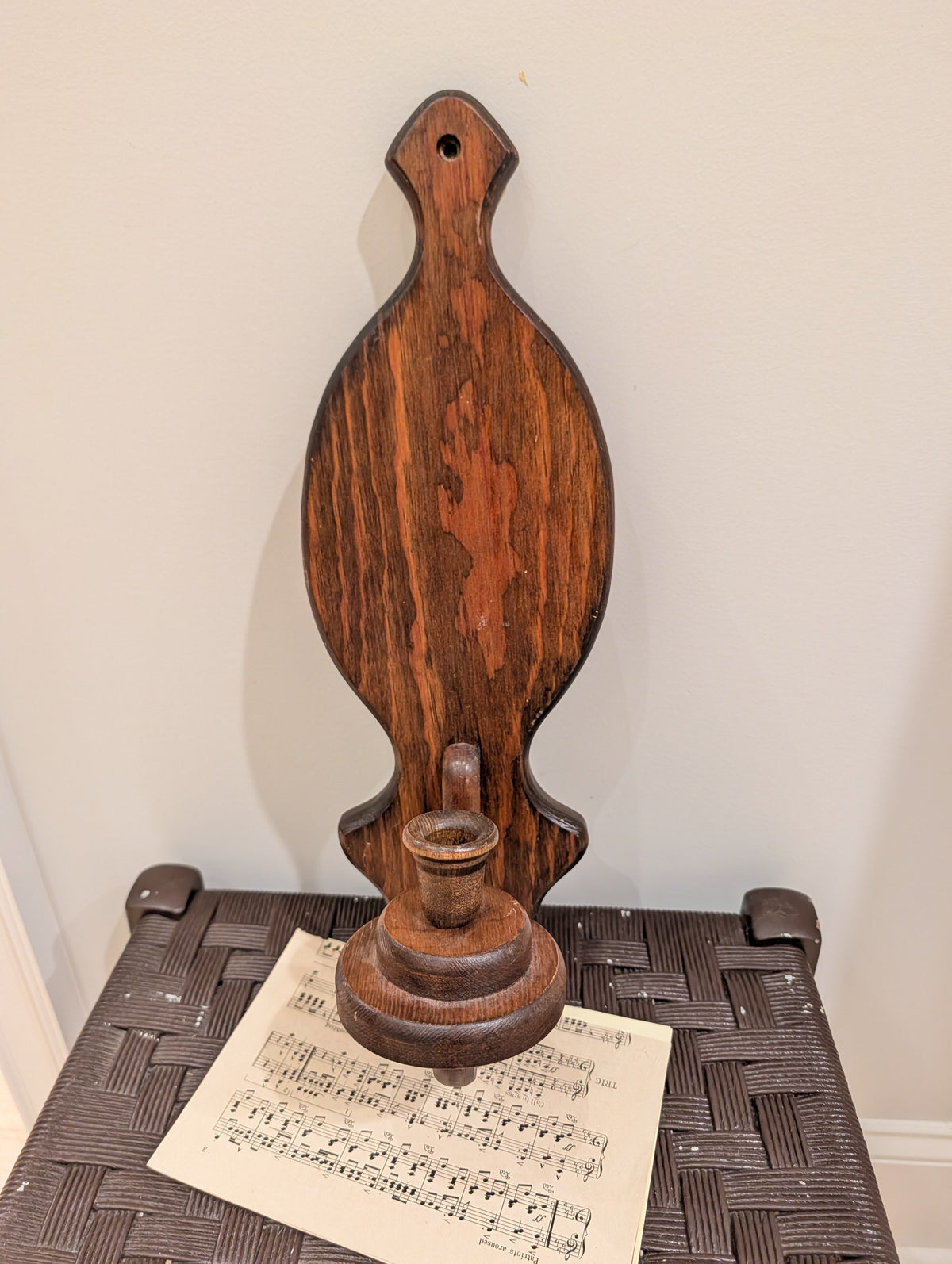 Antique Style Dark Wood Wall Mount Lamp Holder
