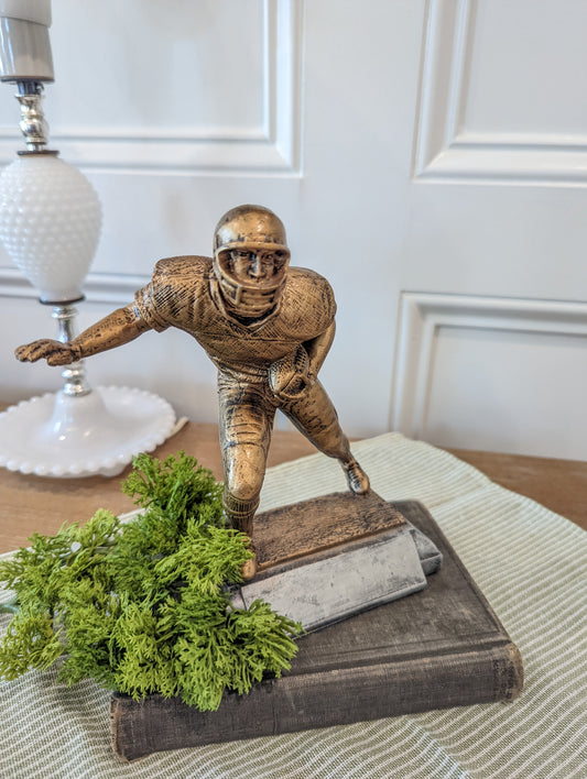 Classic Football Trophy 🏆