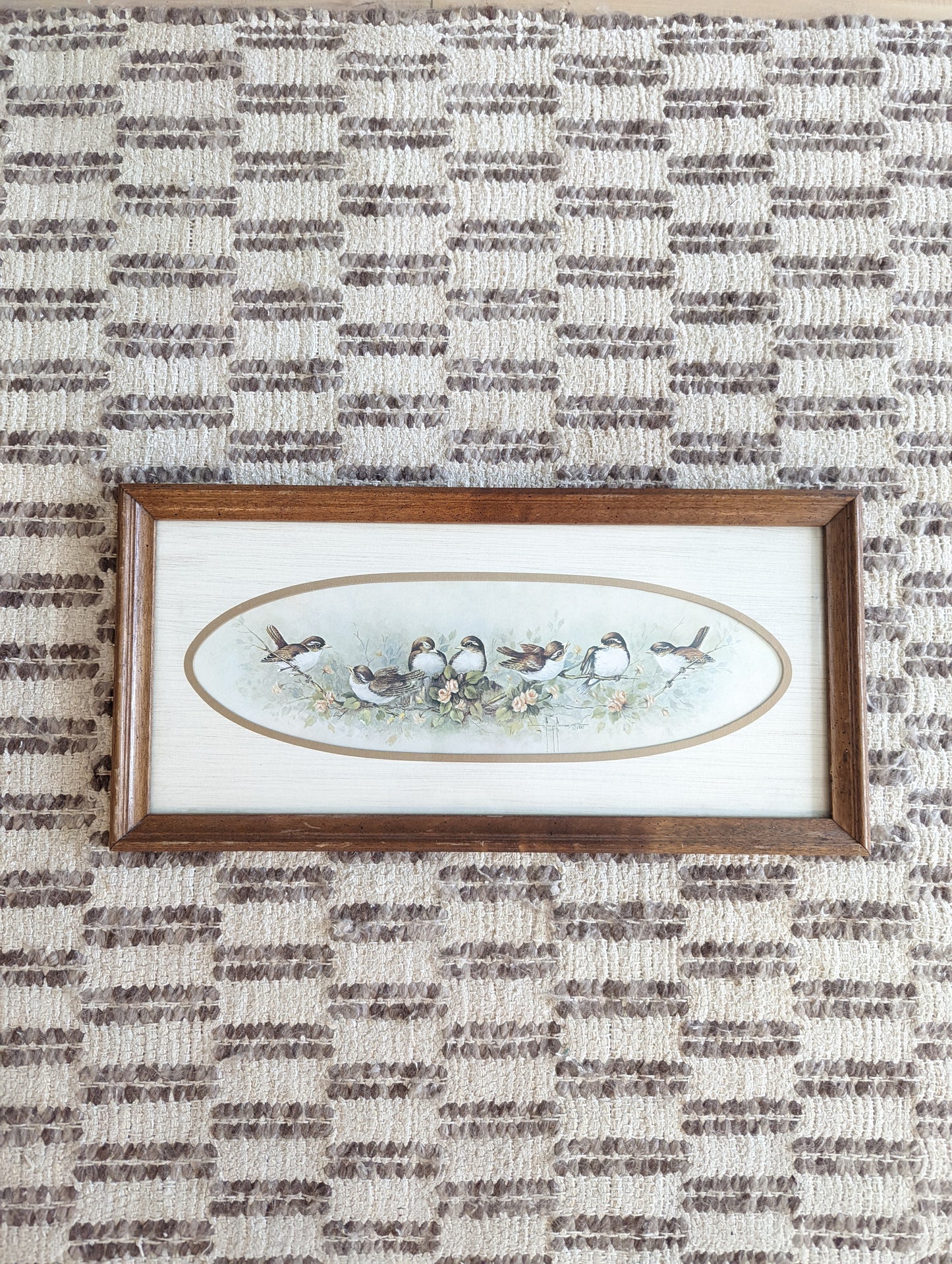 Birds in wood frame 🐦🕊️